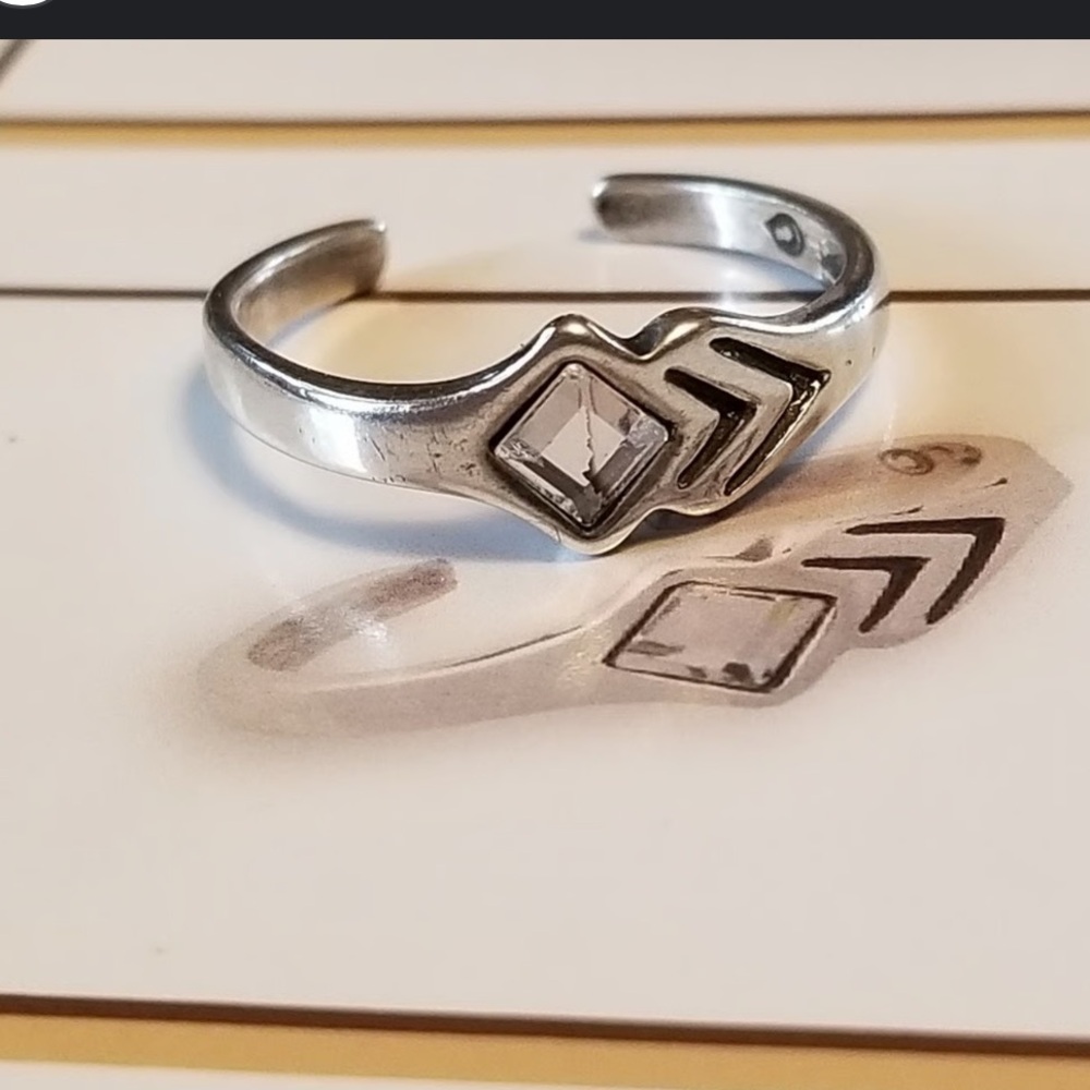 🌟Rare Silpada Silver & Zirconia Toe or Midi Ring🌟